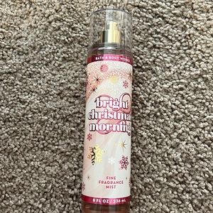 Bright Christmas morning bath and body works